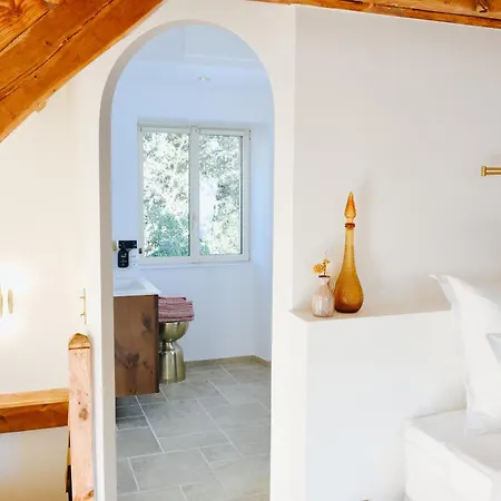 Bed & Breakfast Maison Cistus - De Charme - Et Avec Terrasses Privees - Proche De Sarlat, Au Coeur De La Nature